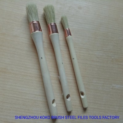 K03 French/Spanish/European Type Round Pouch Natural Wooden Handle Paintbrush